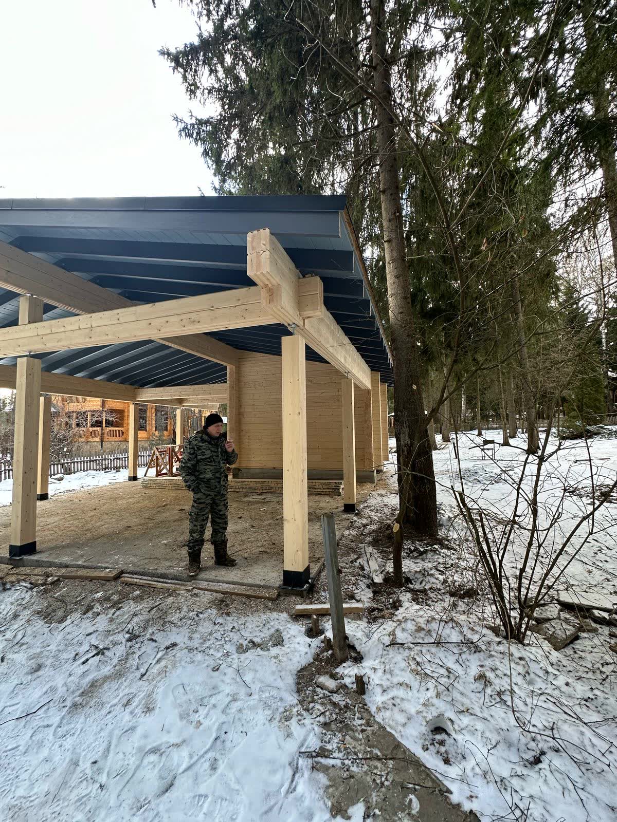 Навес под автомобиль по индивидуальному проекту в деревне Лопатово -2